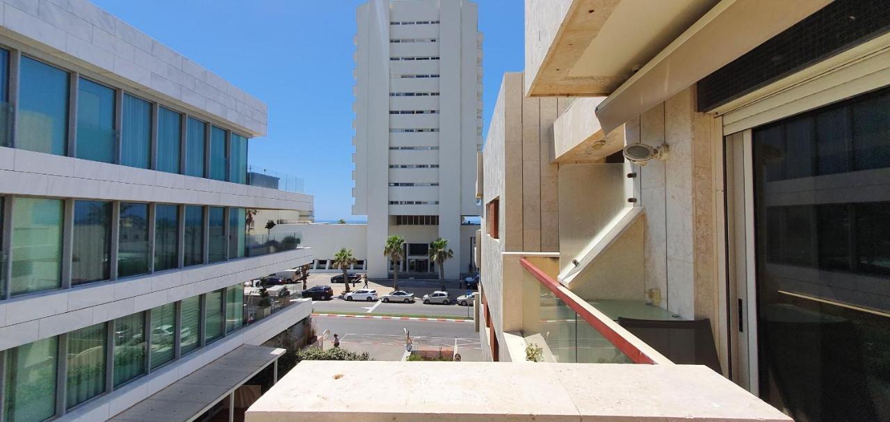 Bnbisrael Apartments - Ramat Yam Marine Herzelia Exterior foto